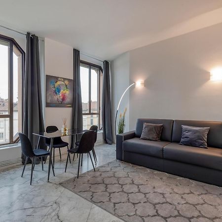 Milan Royal Suites - Duomo Santo Stefano מראה חיצוני תמונה